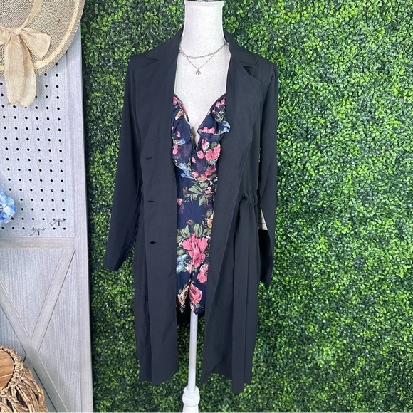 Black thin cardigan nwt - Picture 4 of 11